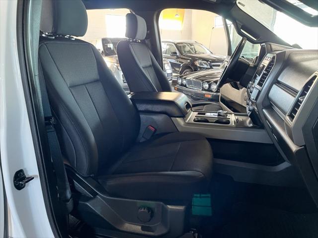 2018 ford expedition xlt