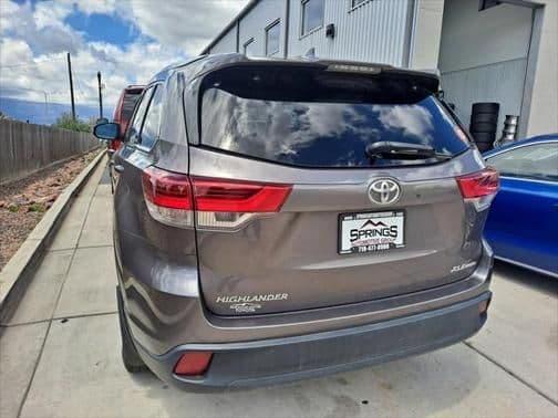 2019 toyota highlander se in colorado springs, colorado