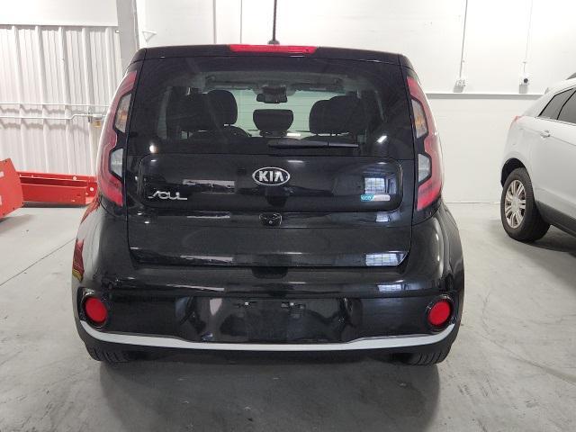 2018 kia soul ev base