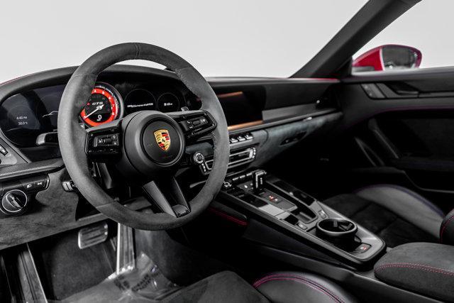 2023 porsche 911 carrera 4 gts