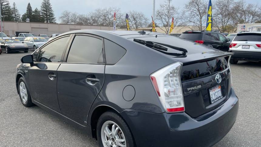 2010 toyota prius