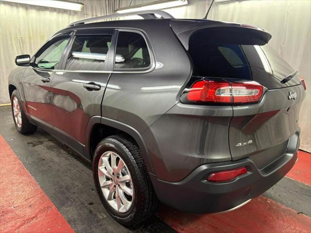 2017 jeep cherokee sport