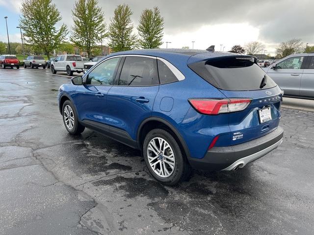 2022 ford escape sel