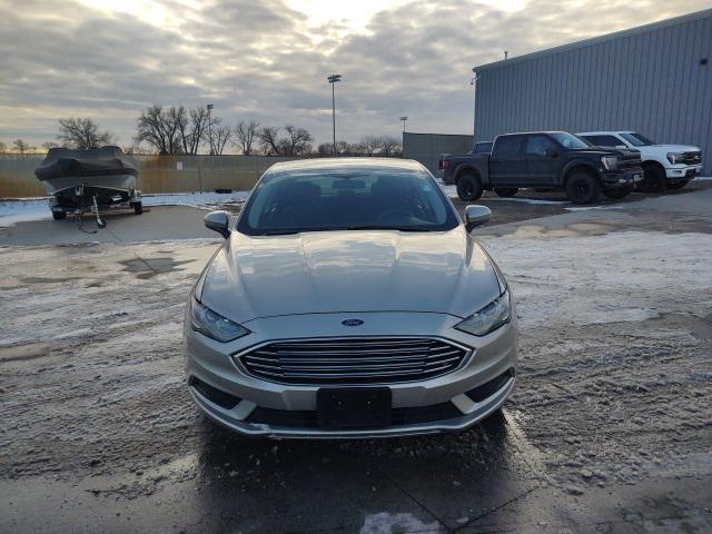 2017 ford fusion se