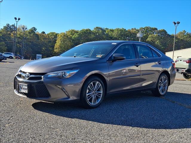 2017 toyota camry se