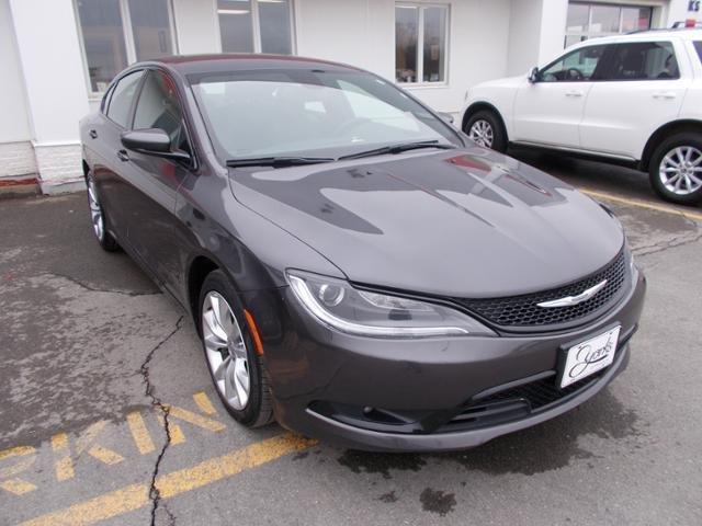 2015 chrysler 200 s s 4dr sedan for sale in hammond, maine