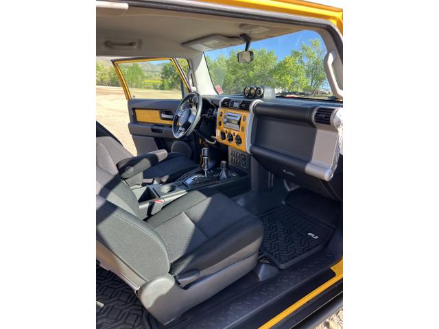2007 toyota fj cruiser base