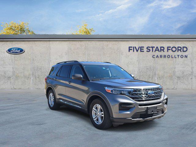2022 ford explorer xlt