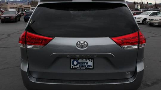 2011 Toyota Sienna