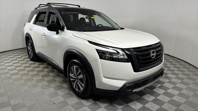 2023 nissan pathfinder sl