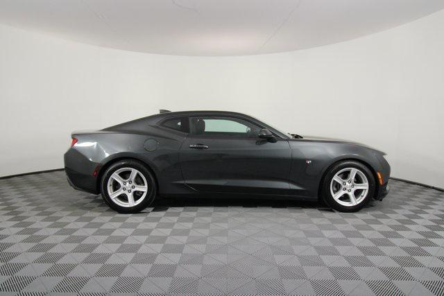 2016 chevrolet camaro 1lt