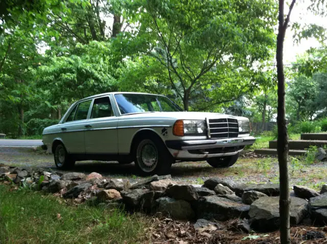 1978 mercedes benz 240d + parts