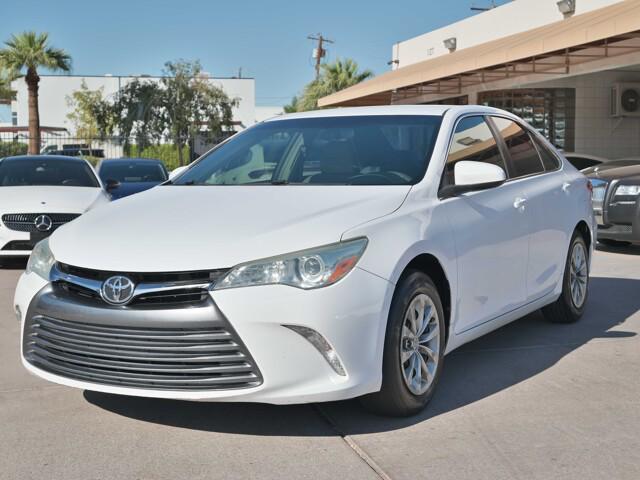 2015 toyota camry le