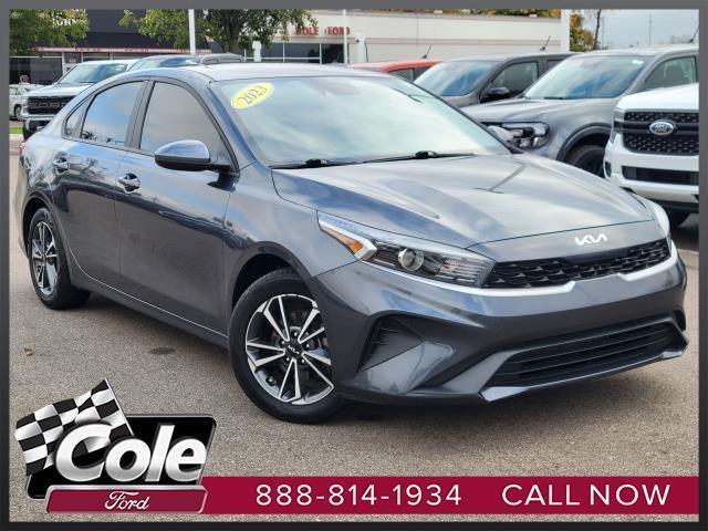2023 kia forte lxs