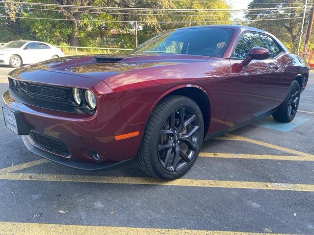 2021 dodge challenger sxt