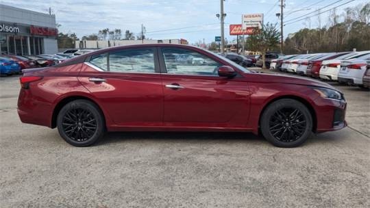 2025 Nissan Altima