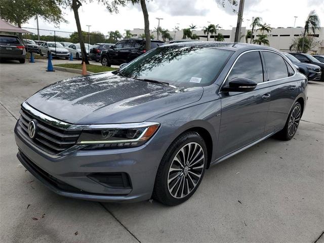 2022 volkswagen passat 2.0t limited edition