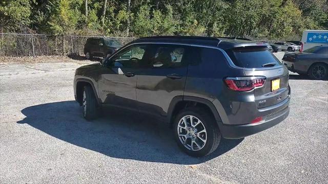 2022 jeep compass latitude lux