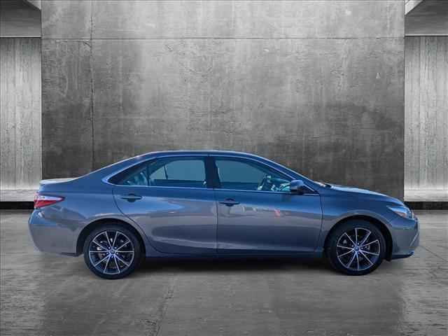 2015 toyota camry xse