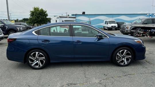 2022 subaru legacy limited