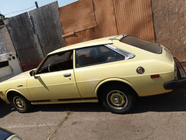 1976 toyota corolla liftback automatic transmission/clean title