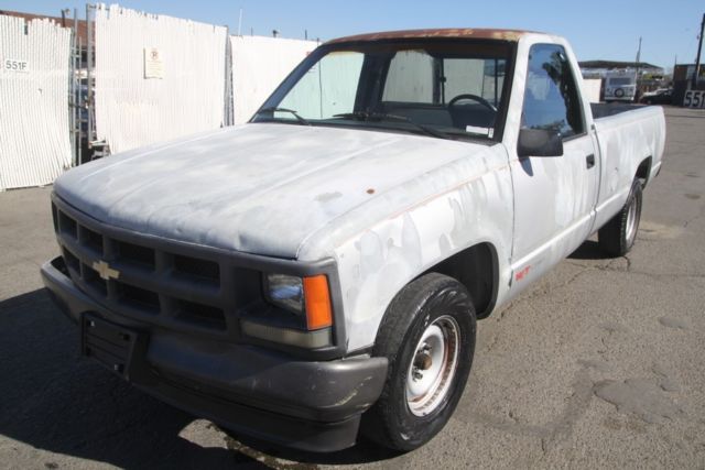 1990 chevrolet cheyenne w/t 1500 manual 6 cylinder no reserve