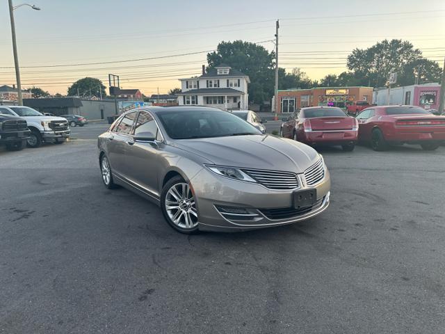 2016 lincoln mkz base