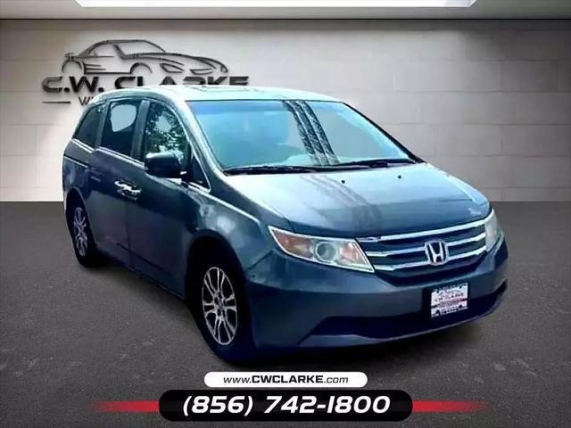 2013 toyota sienna le
