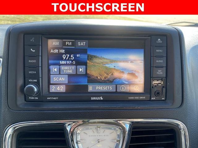 2015 chrysler town & country touring