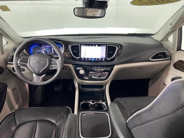 2022 chrysler pacifica limited