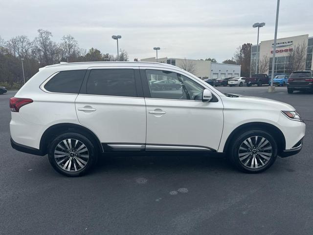 2020 mitsubishi outlander sel