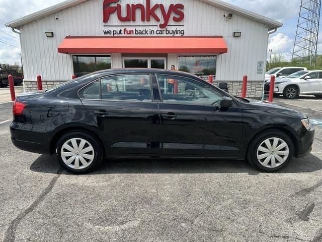 2011 volkswagen jetta 2.0l base 4dr sedan in darbydale, ohio