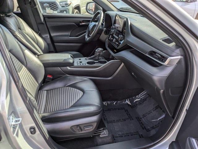 2024 toyota highlander xse