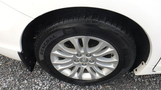 used 2012 toyota sienna xle 8-passenger yorkville, ny 13495 for sale in yorkville, new york