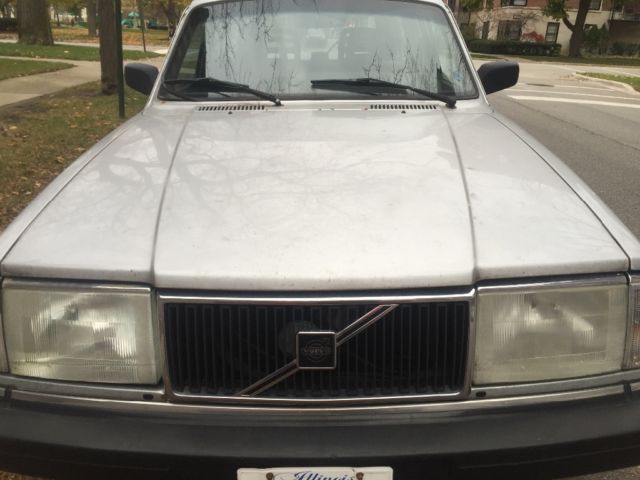 rare volvo 240 wagon true 5-speed but rust issues