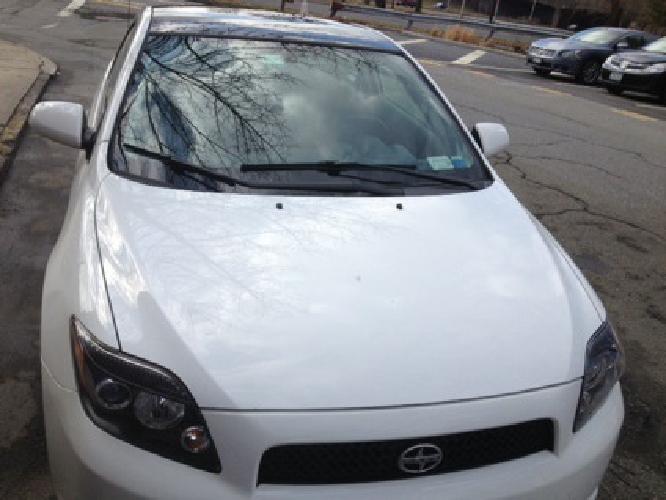obo 2010 scion tc super white m/t in bronx, ny