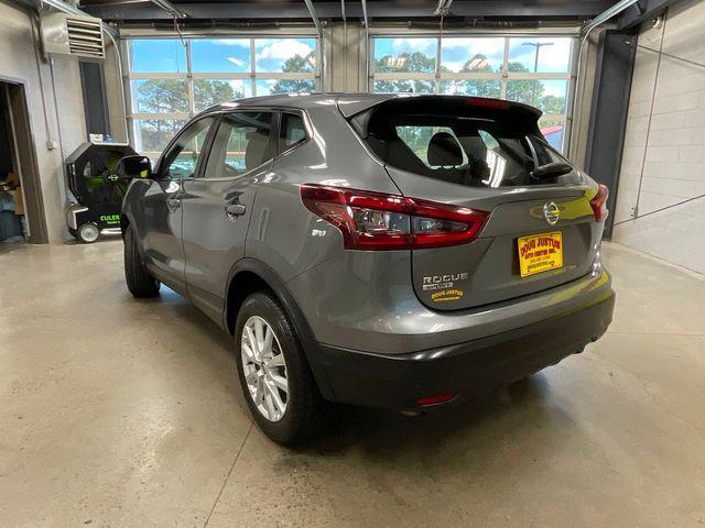 2021 nissan rogue sport s