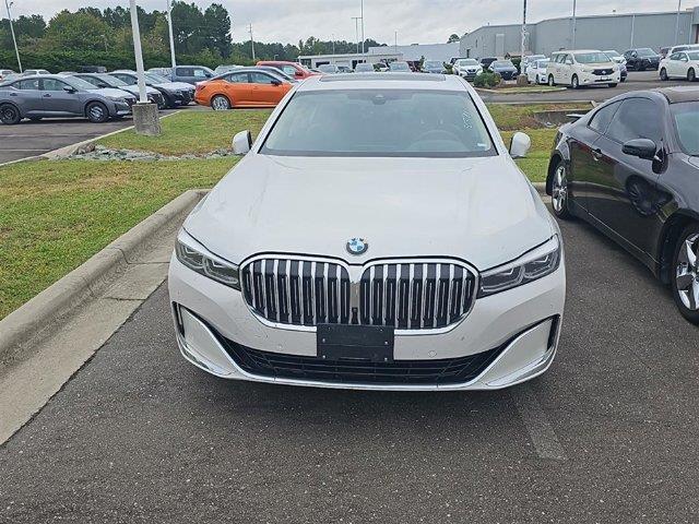 2022 bmw 740 i