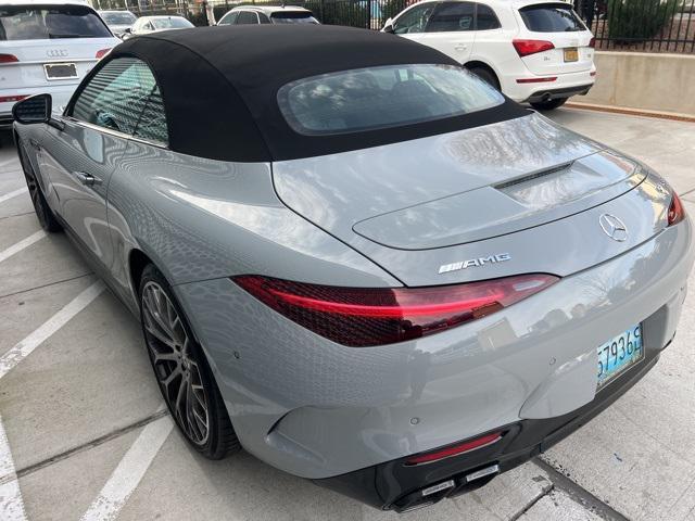 2022 mercedes-benz amg sl 63 base