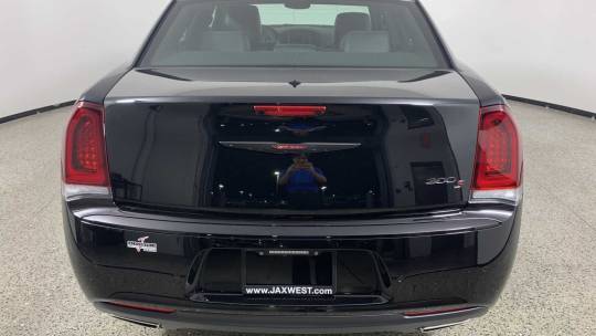 2023 Chrysler 300