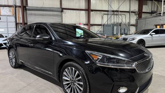 2017 Kia Cadenza