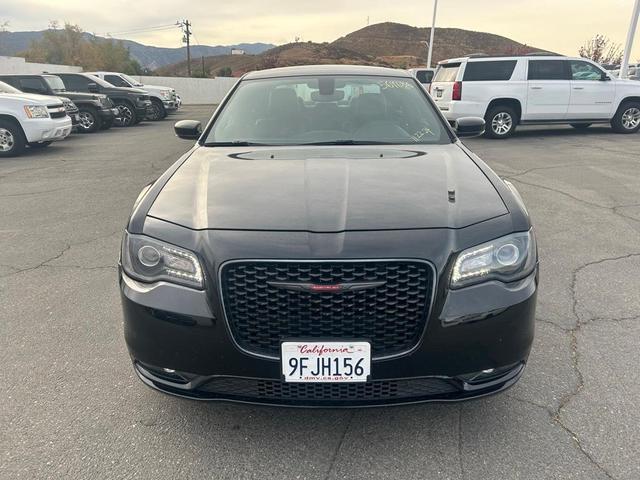 2023 chrysler 300 s