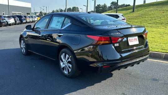 2025 Nissan Altima