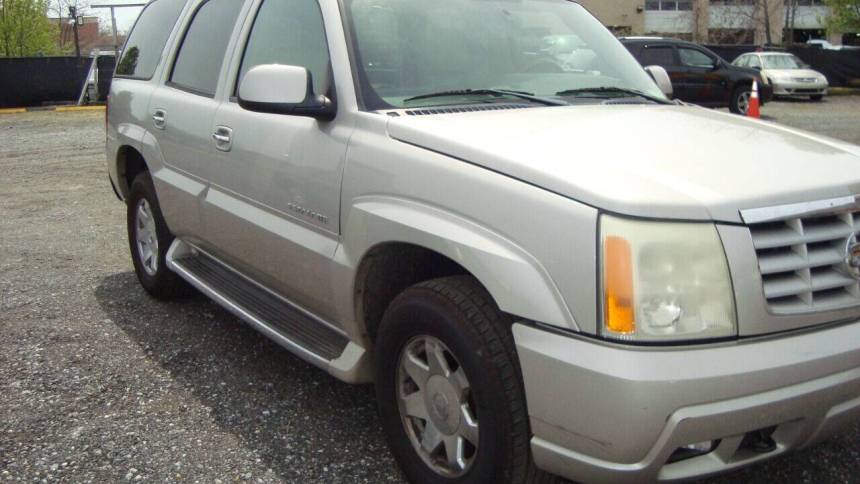 2004 cadillac escalade base