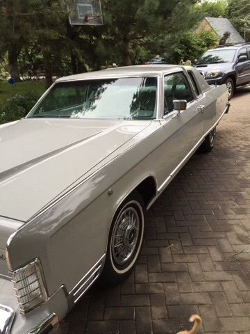 1977 lincoln town coupe