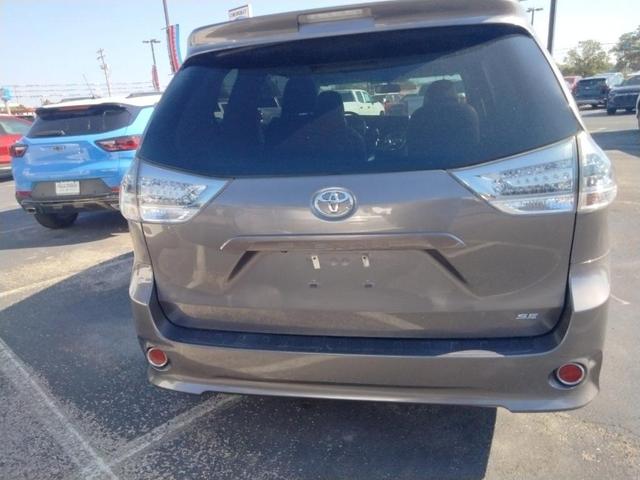 2017 toyota sienna