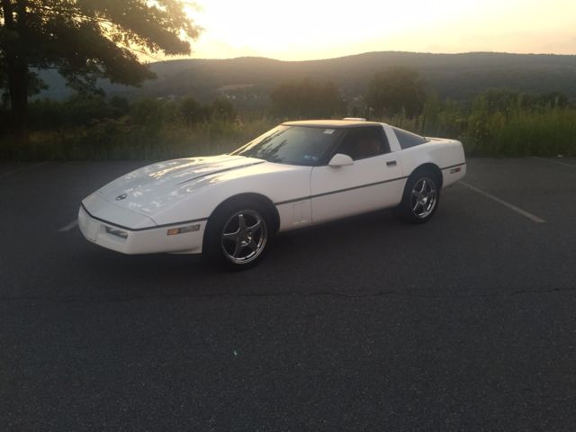 1989 corvette, runs great! tasteful mods