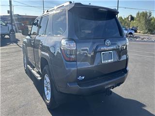 2022 Toyota 4Runner sr5
