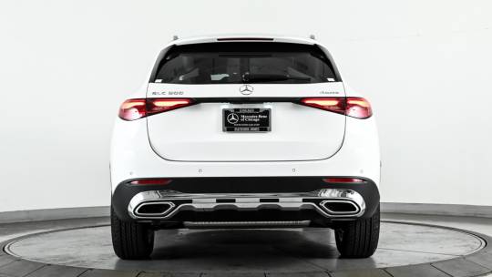 2025 Mercedes-Benz GLC