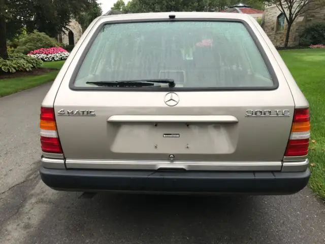 1991 mercedes-benz 300te base wagon 4-door 3.0l